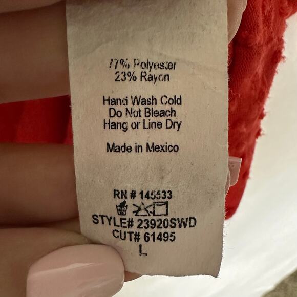 W5 Textured Puff Sleeve Top – Size L - Picture 7 of 7